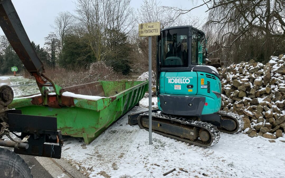 Ne laissez pas les gravats s’accumuler et encombrer les espaces : Optez pour la location de bennes avec Transport LBK